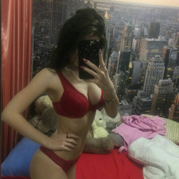 Девушки из сети